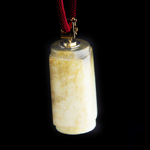 汉代和田白玉琮